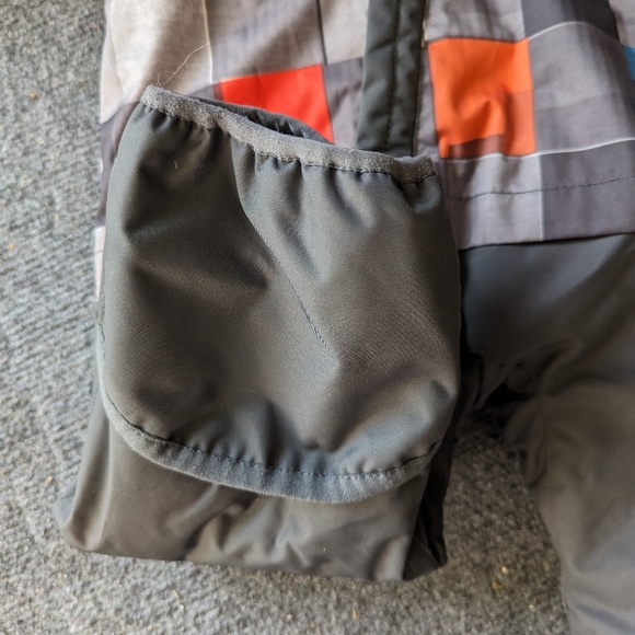 Quicksilver - Picture 2 of 4